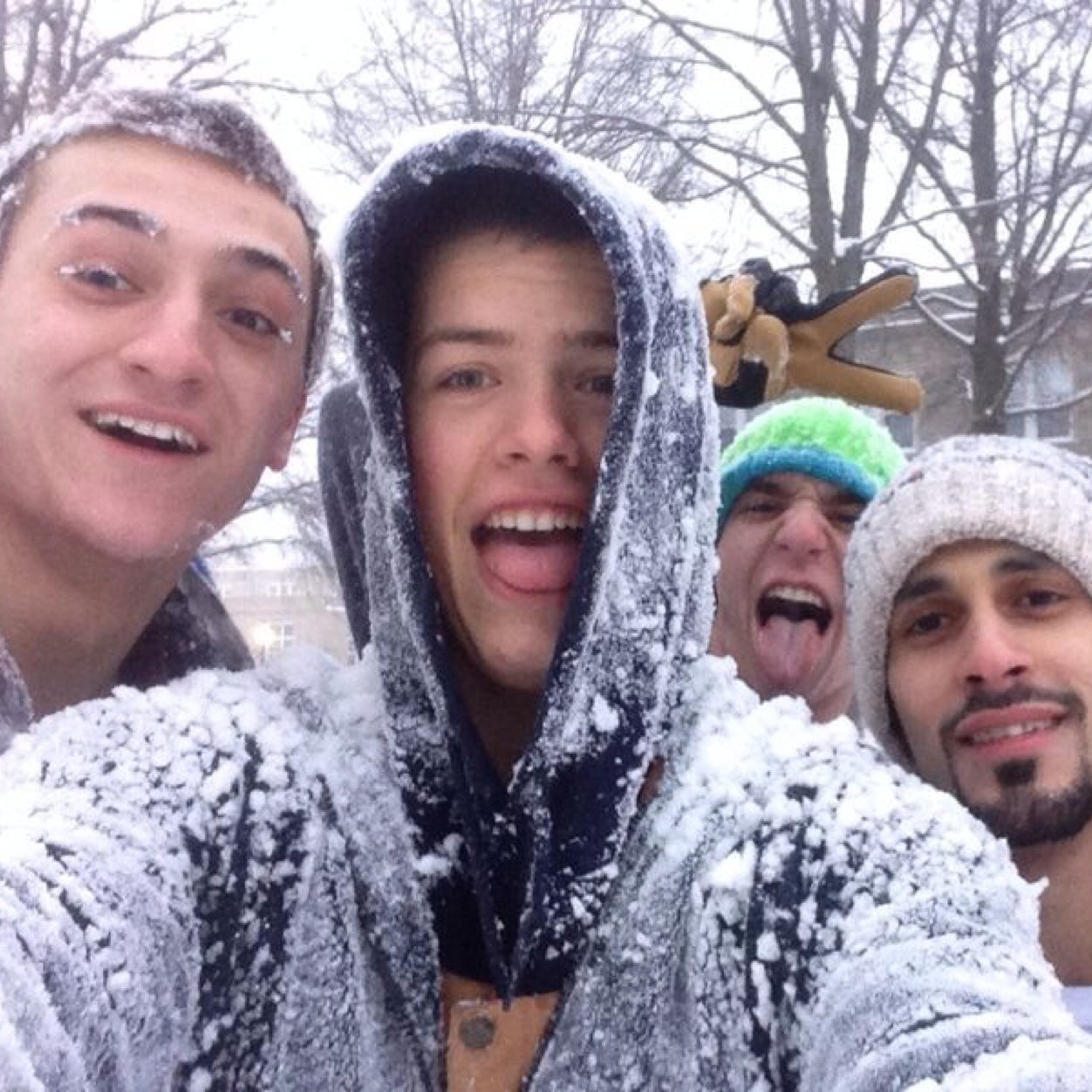 mitchLSbudd58's profile picture. Every day is a gift so enjoy it. Someone is happier with less.