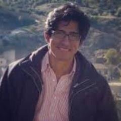 Vendedor , fan de la tecnología y amante del automovilismo. Sigueme y te sigo!