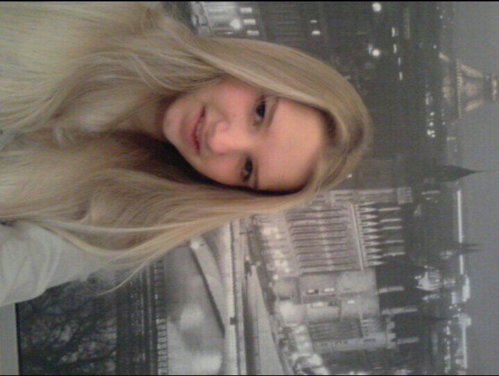 xCarmennnnn's profile picture. ludger 3vwo | 15 | hockey & dansen | doetinchem | mn beste vriendinnetje , ik zou er altijd voor je zijn ♡ xshirley.