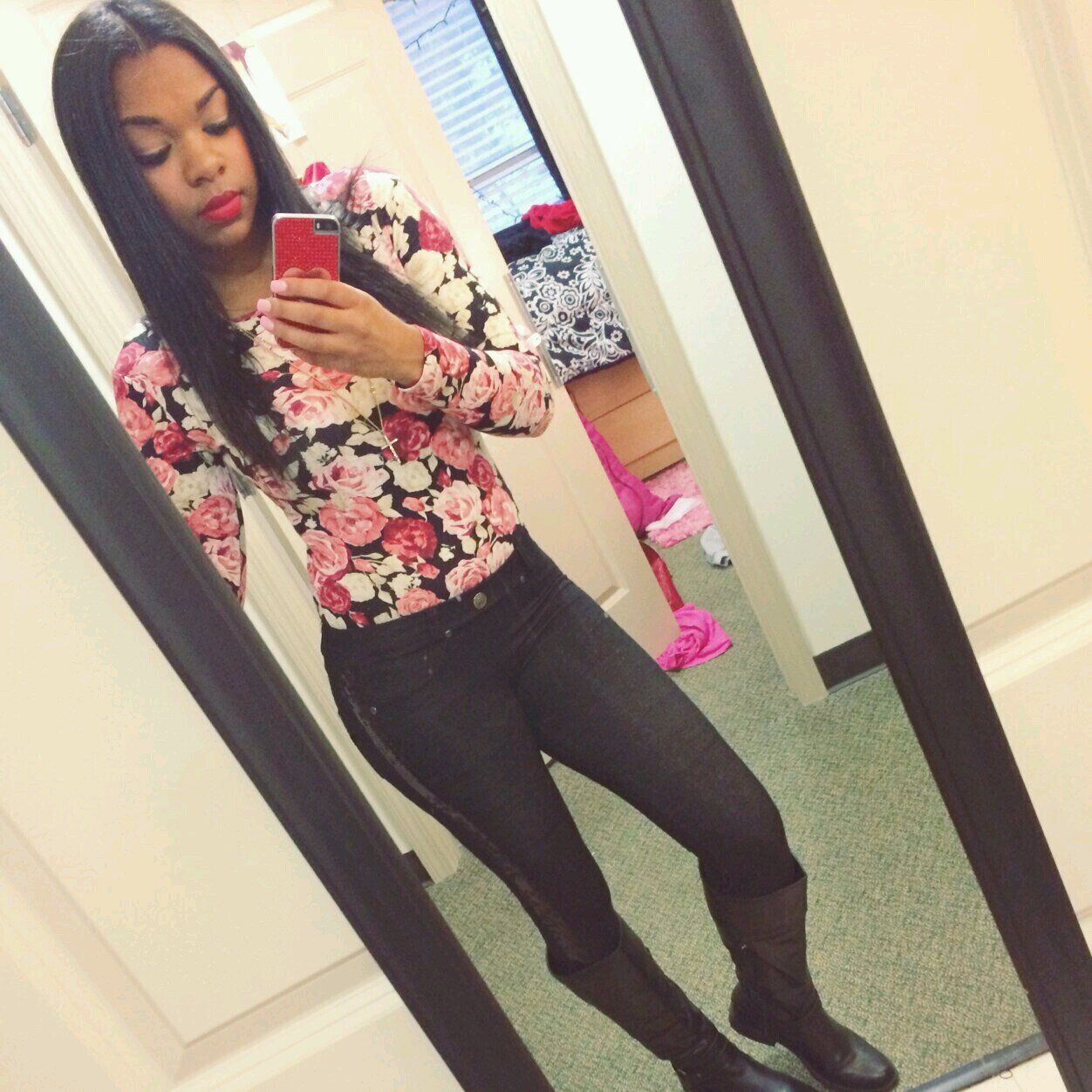 College girl, cute and smart too! #FalconsNation #OMG #UWG #Papaw #TreTre12 ❤KingstonsAuntie