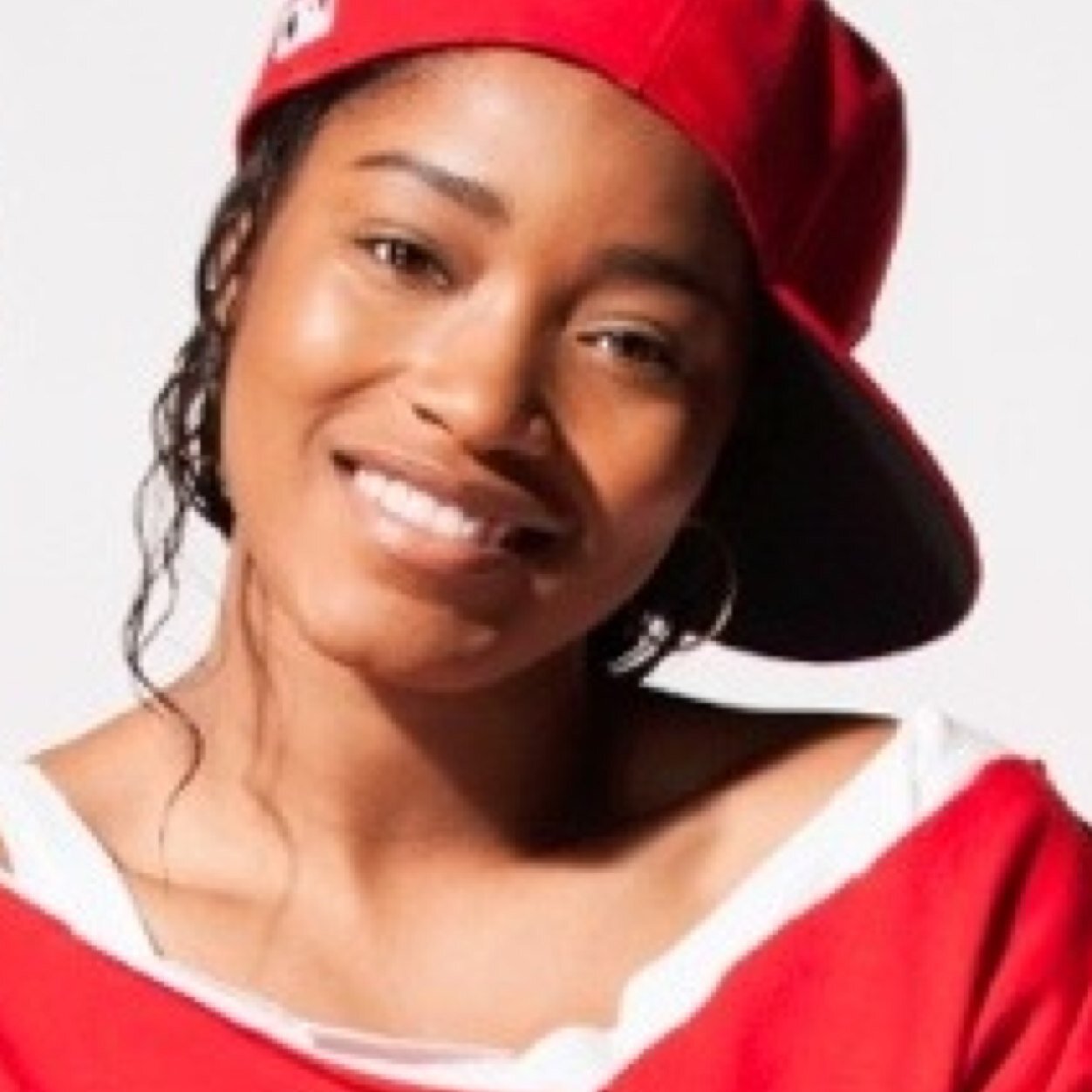 PrettyRozonda's profile picture. better known as the sexy one of the TLC group! sisters: @CrazyAssLisa and @CoolGirlTionne . huge in the music biz! what up? I'm a character! #RP #Single TLC