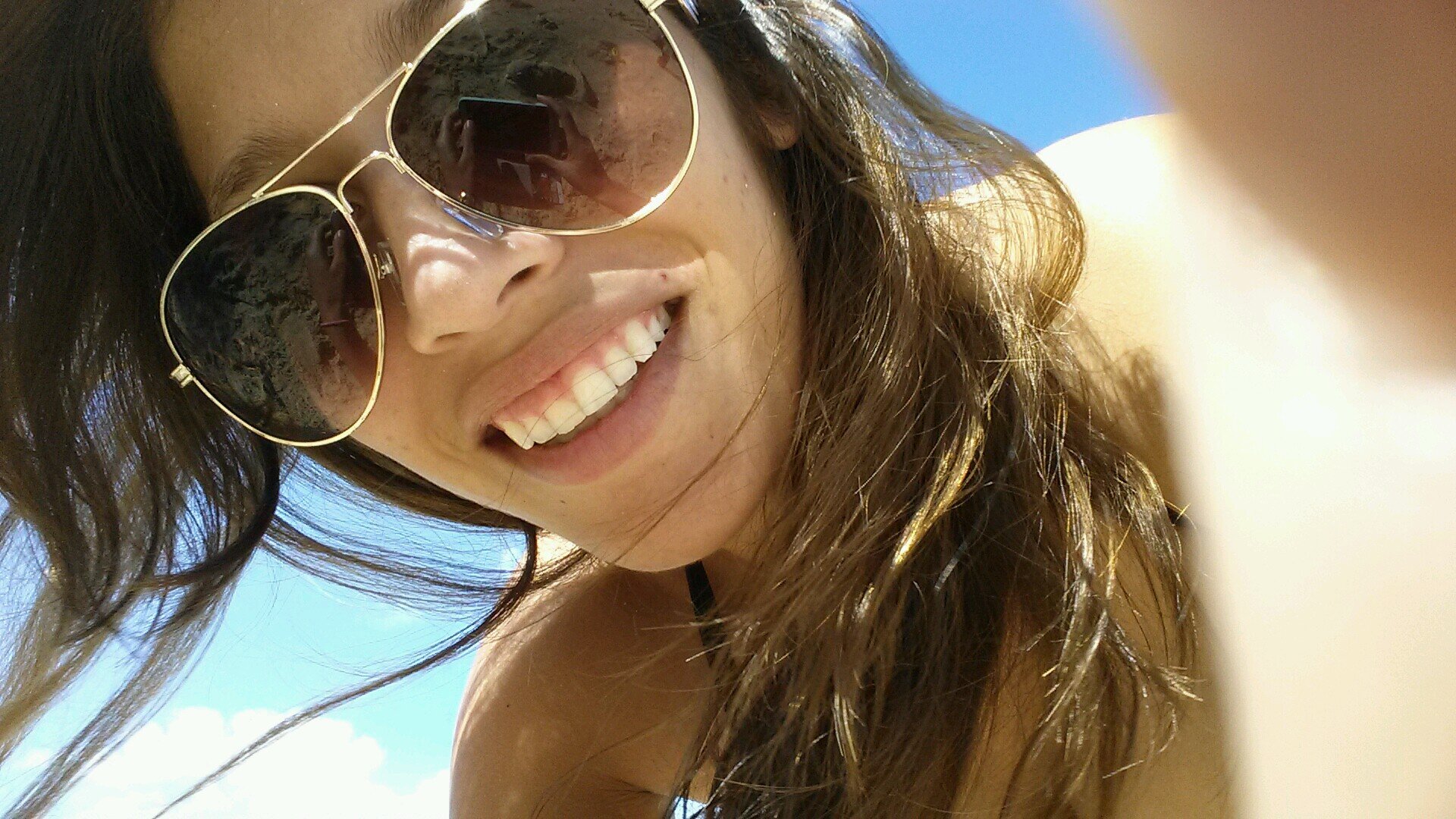 I love My family-my special k-Peanutbutter-Running-Volleyball-Randomnesss-CarRides-Shopping-Shoes-Dolphins-Singingoutloud-Dancingwhilecooking & myblog