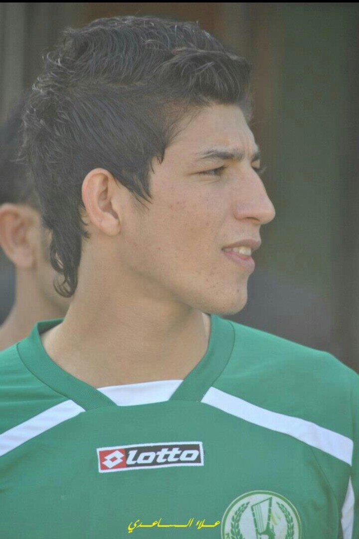 y54904085's profile picture. 