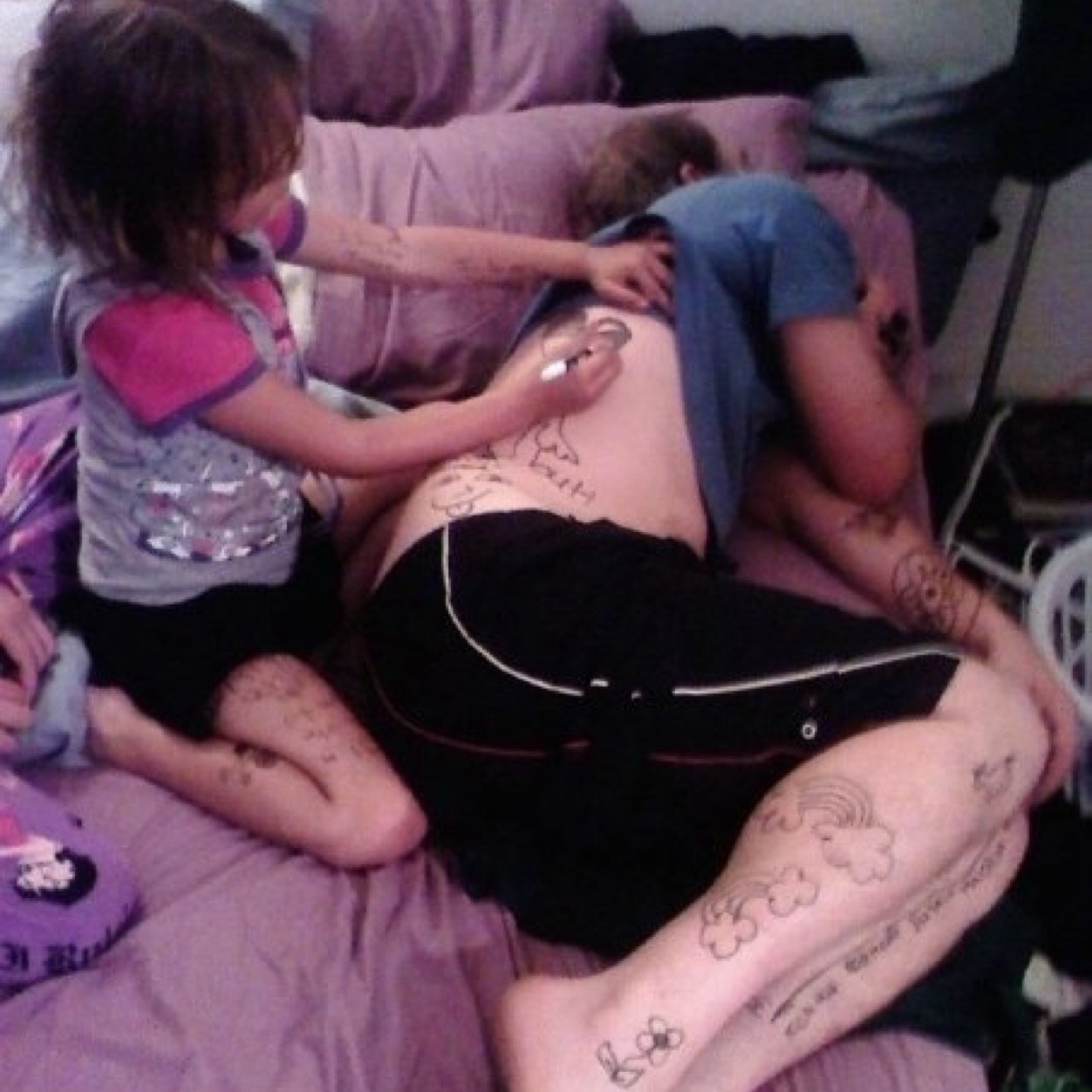 schulzy76's profile picture. how can anyone fit a bio in this space. sad really. unless they mean only to finish the word..bioluminescent. men in black im ready.