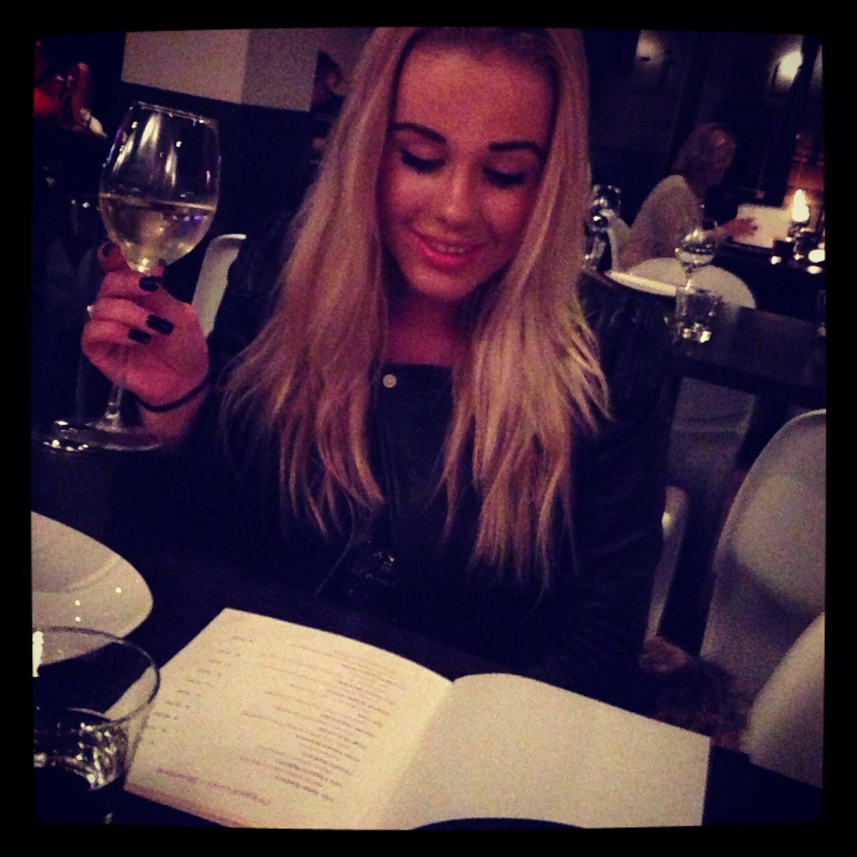 Instagram: sophieportis