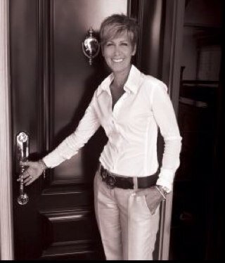 Realtor, Royal LePage Signature specializing in Condo resales serving Durham Region...Love what I do!