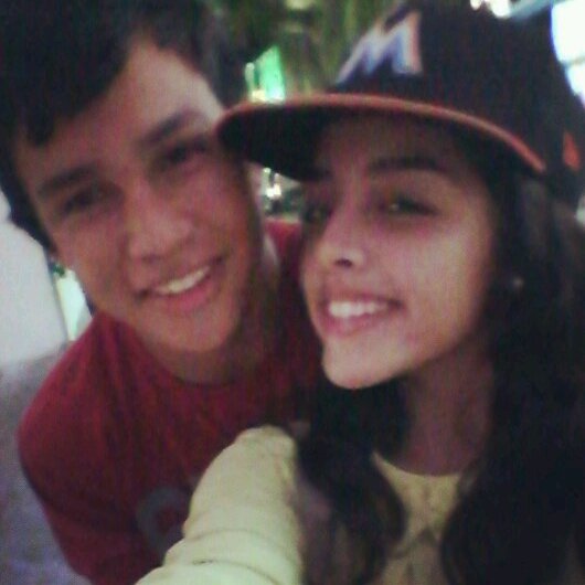 tengo 14 años, me encanta el boxeo y valeria medina ♥