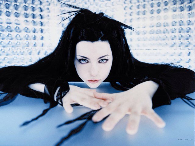 Im a schizophrenic fallen angel im sorry im a fuck up (fc:amy lee) read the twitlonger