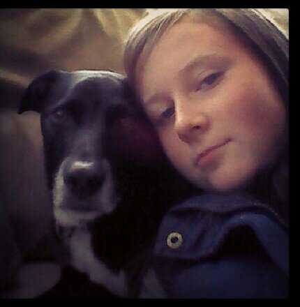 17.Animal Lover,Love sports,Music.I follow back. :)