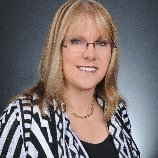 Naples Fl- to Crown Point IN.& Clarksville TN Agent at Keller Williams.  Love cooking channels, pet lover , love my Chihauhau's Avid reader, love to blog ,