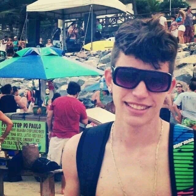 Instagram: abc_victor 
Ask: AbcfcVictor !