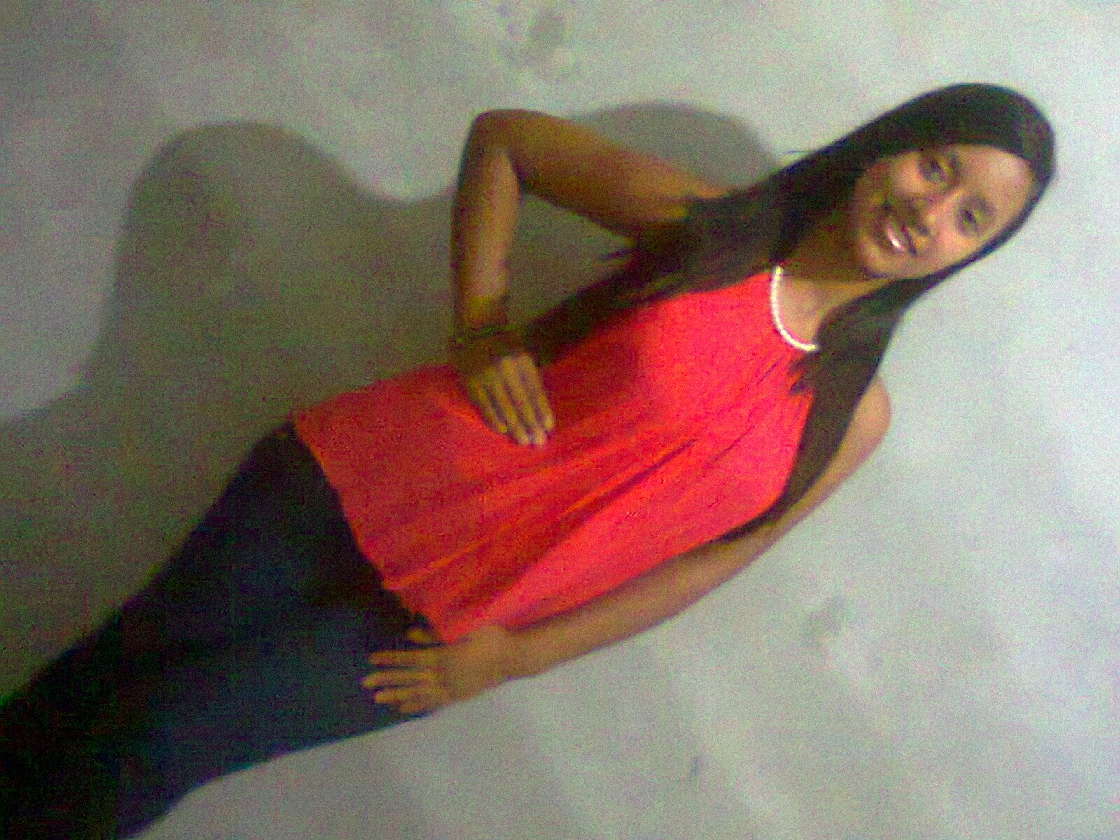 soy una chika linda me gusta compartir .. ser amigable .. soy divertida alegre etc etc  :*    guapura :p