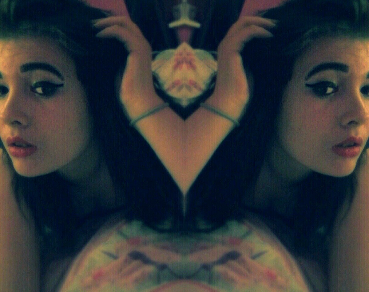 painfulpxtals's profile picture. 