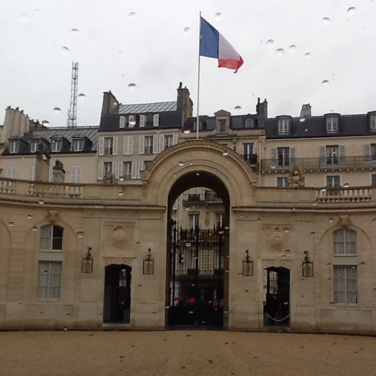 vincentcardo's profile picture. CEO Executive Driver Services  Co founder with my friends of the Academie de Direction d’Orchestre de Neuilly-sur-Seine - Grand Paris