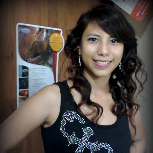 elianatoala1's profile picture. 