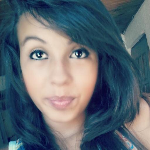 Linda, boba,  kk sqñ boora me segui ^_^ 014997728368 Whats