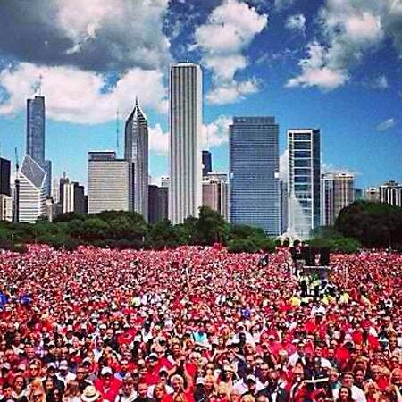 Bored in Chicago? Well those days are gone. Stay up to date with everything happening in your city.