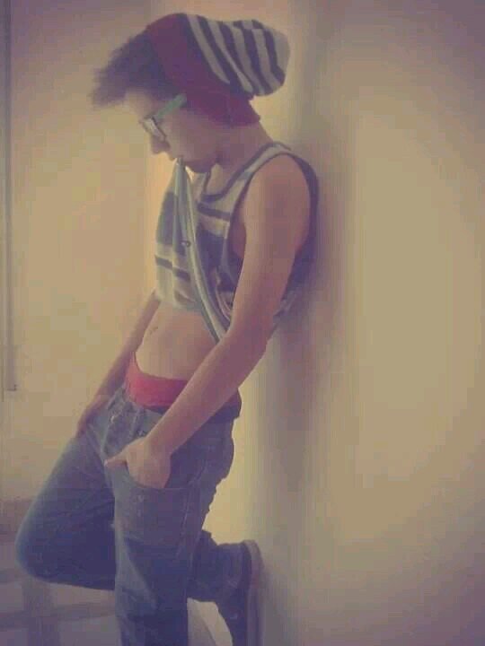 Hola Nuevo Twitter el otro me lo hackiaron seguime te sigo  Mi Facebook: Agus Martinez ~Te Amo Mica~♥