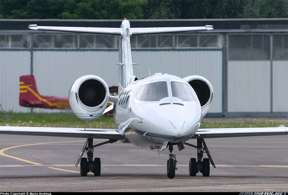 Charters, Cargo, Air Ambulance, Empty Legs *** Renta de Taxi Aéreo Ejecutivo, Cargas Urgentes, Ambulancia, Venta de tramos vacíos..