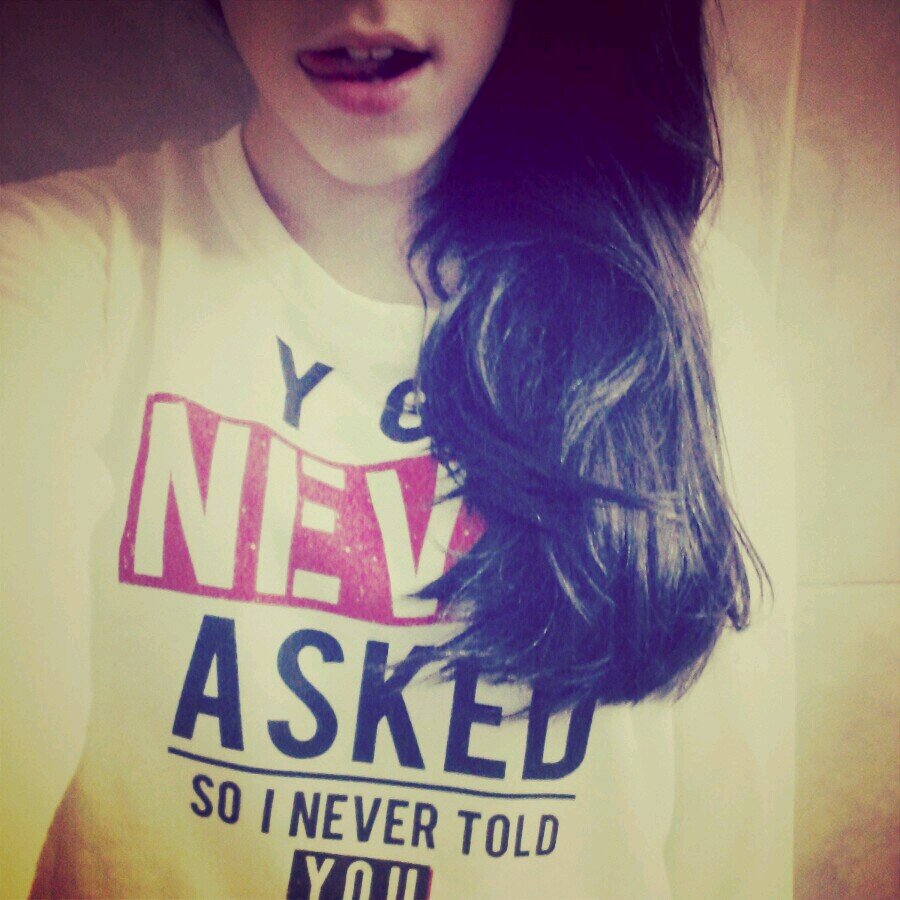Hola!! Soy Ainhoa,nueva cantante de Talavera de la reina,Mi sueño,llegar a ser cantante como mis idol@s.Necesito representante...¿Me ayudas?