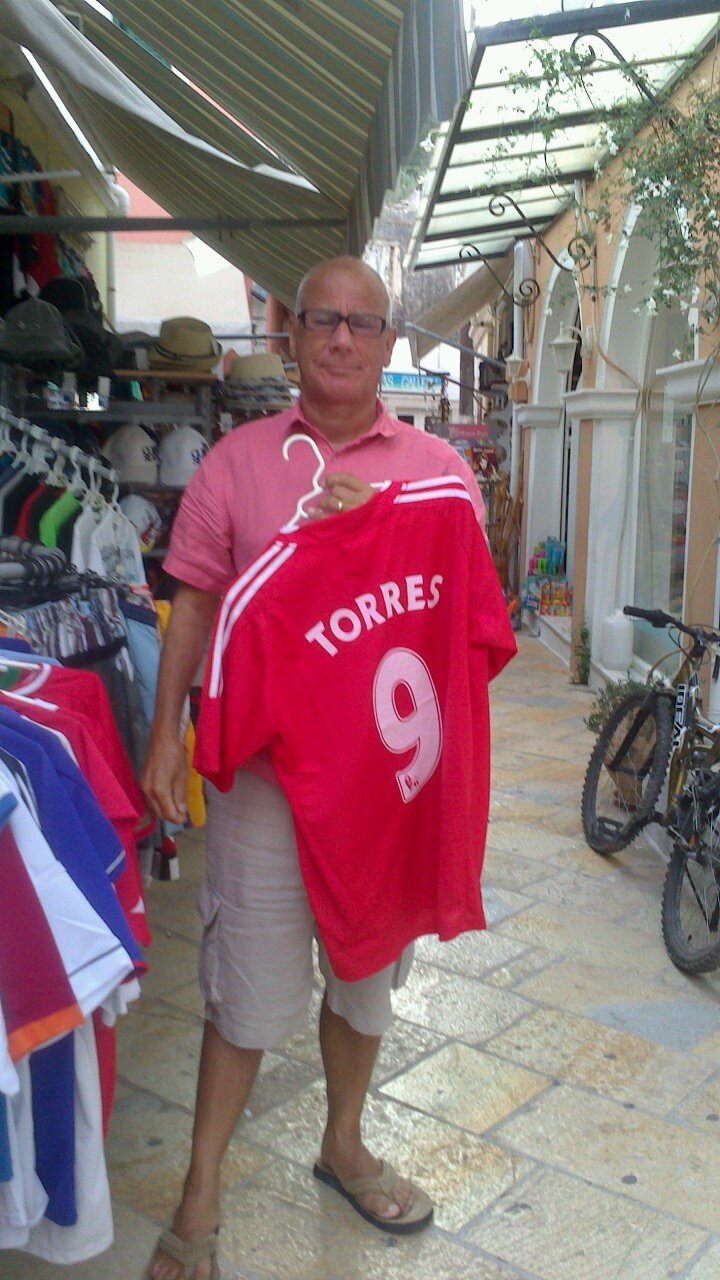 A man with acute knee problem and much admired for putting up with the pain.LFC with all my heart.