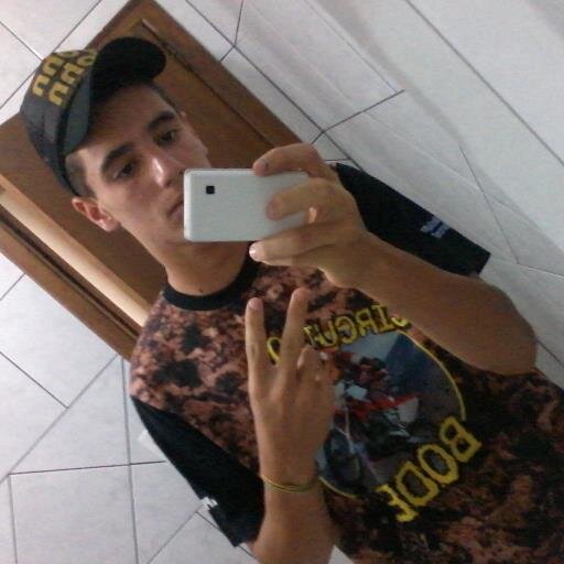 - Soou loko porque vivo em um mundo que não merece minha lucidez ! Bob Marley