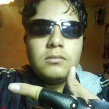 aventurero de corazón amante de la paz y de alabar a nuestro señor Jesús
