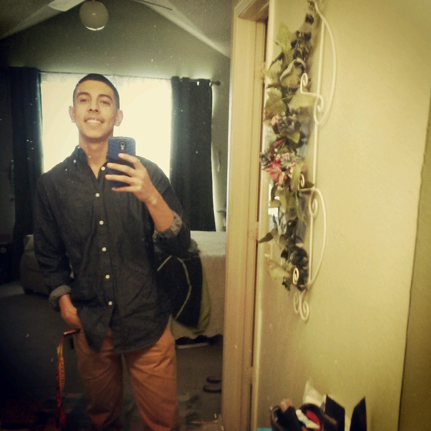 samuel_76138's profile picture. Always do the right thing. Make people happy and safe and they will always remember you.Now follow and ill follow you back