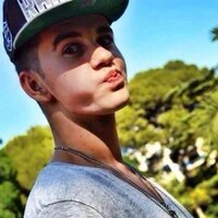 Smile Justin(@BieberSorvetao) 's Twitter Profile Photo