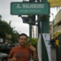 aryacarbon_14's profile picture. 