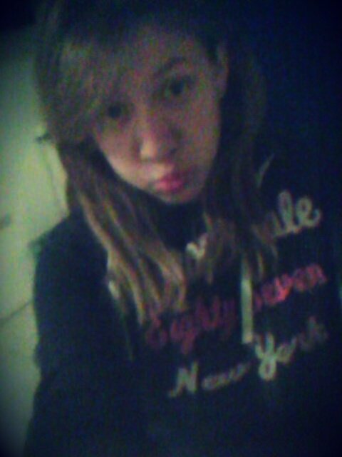 Escapaatte Te Doe Dos Minuttos Aqi Stoy Afuera No Pierdaas Tiempo No Te Pongas Nada Qe Mi Amor Te Espeeraa !!  Miss Doss Vidass Luis Coronel && PCR!! :*