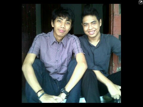 @raatihkurnias Love's ~|State University of Jakarta. Electrical Engineering #2012. Gamers.want to follback? Just mention :)