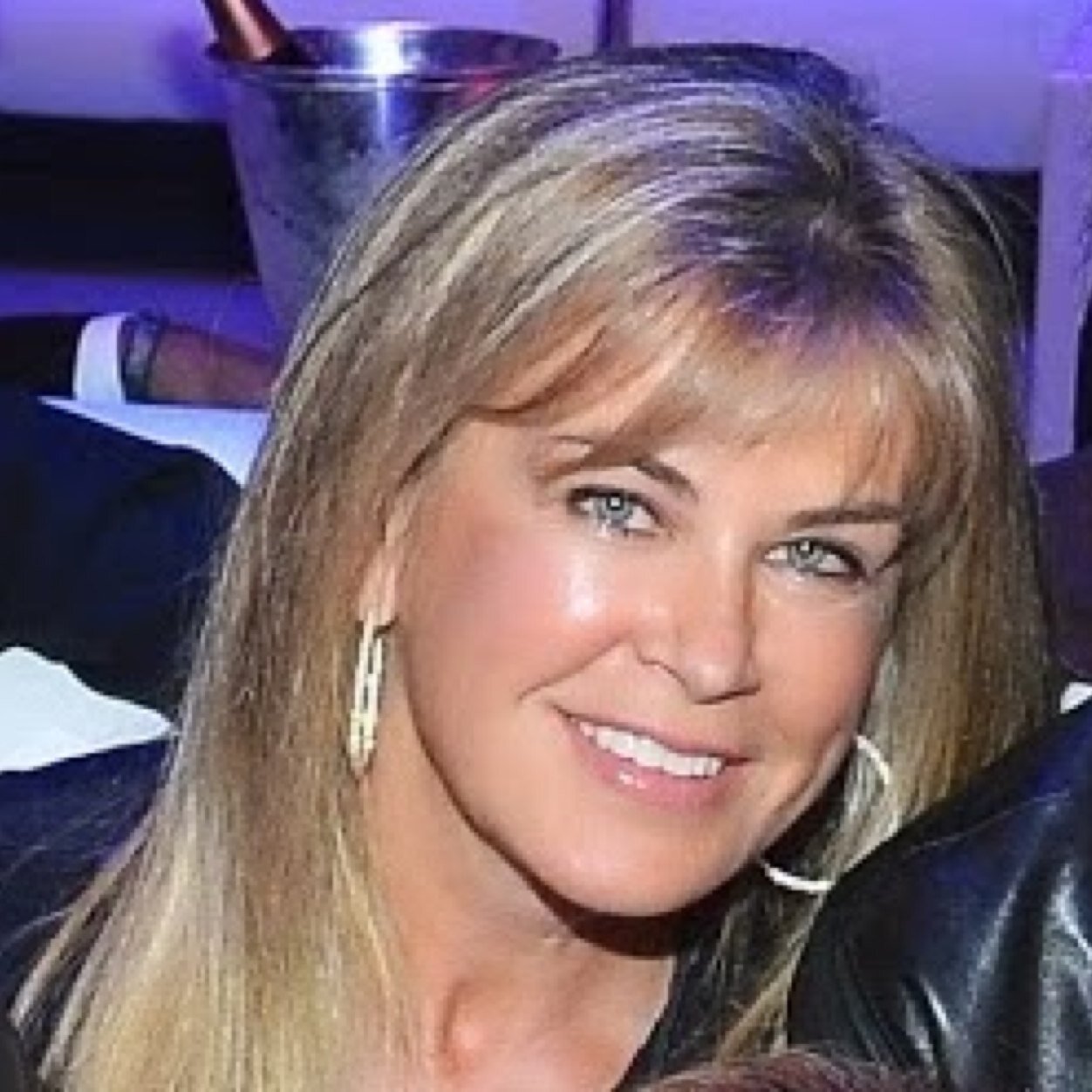 BLeiweke's profile picture. living with gratitude