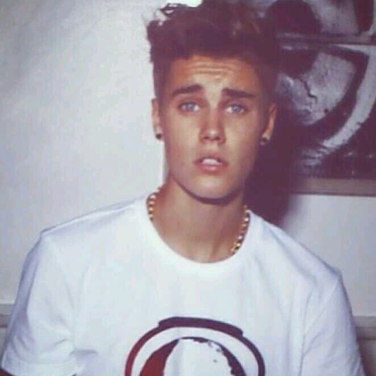 Canadian Belieber since 09 
Strongest fandom known to mankind PLEASE READ MY FAN FICTION
