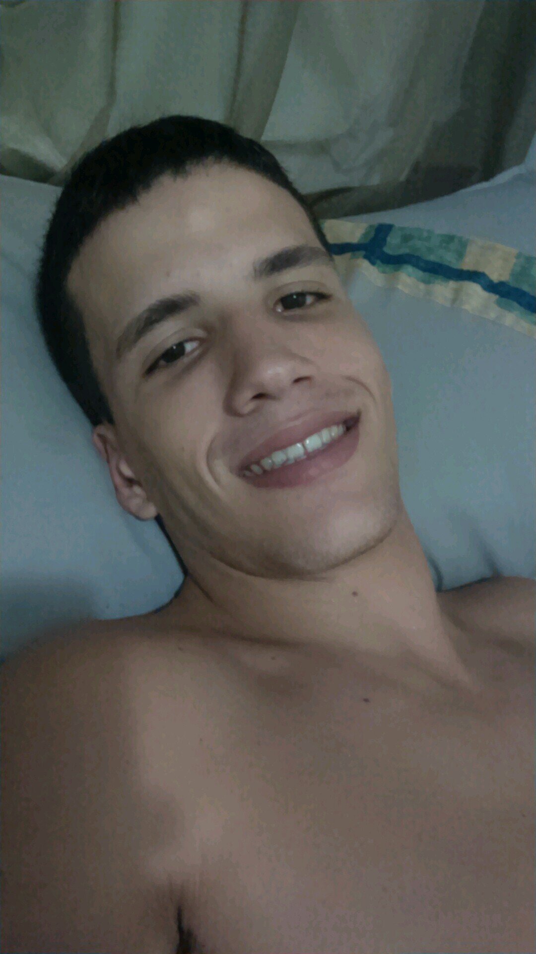 Vivo a vida do jeito que ela tem que ser vivida :)