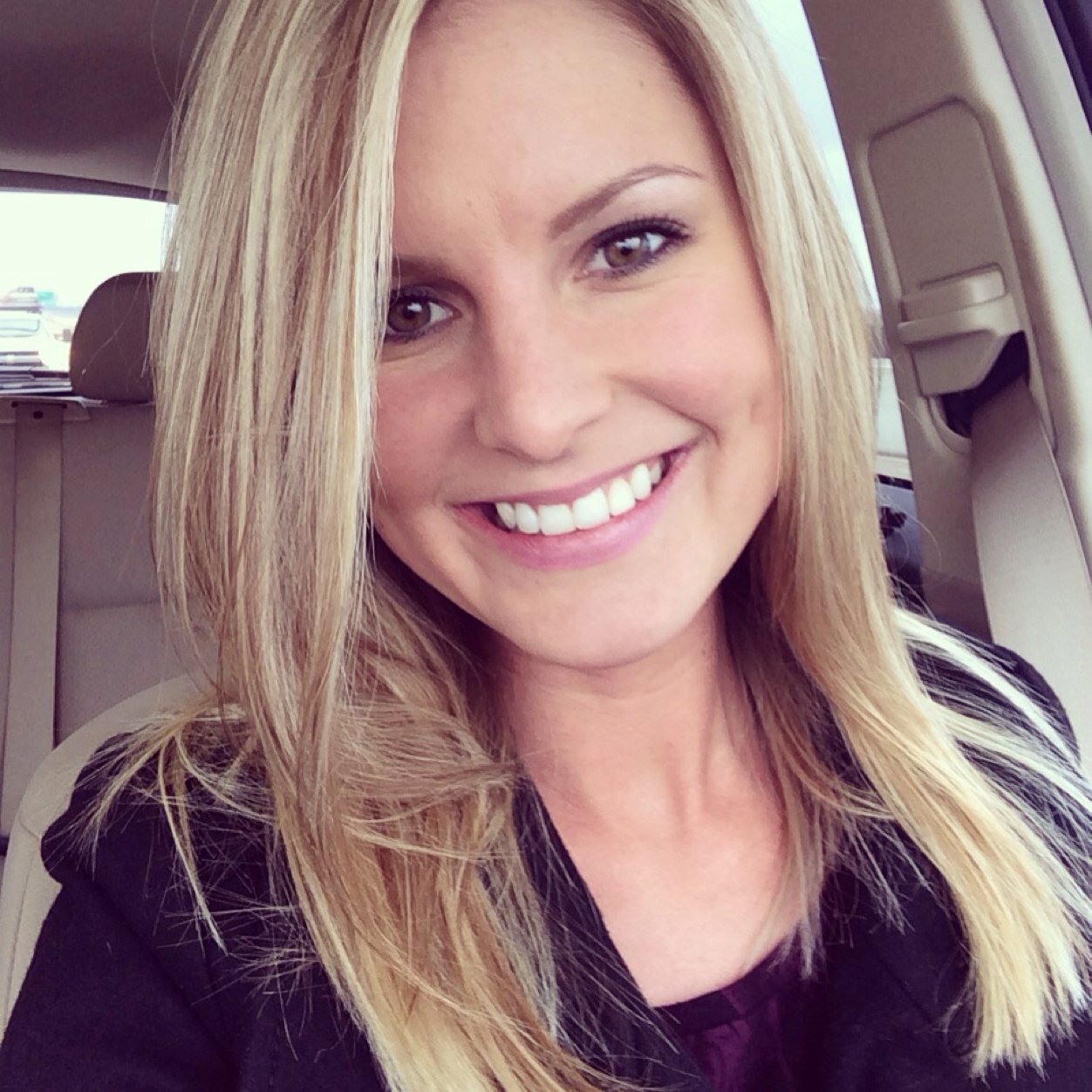 KimkimEmm's profile picture. Enjoy the journey.