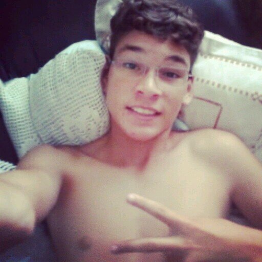 Te conheço a pouco tempo mas você já me conquistou tanto que hoje eu já não sei viver sem você. Te amo amigo lindo ❤️ @thaynagadioli aqui!