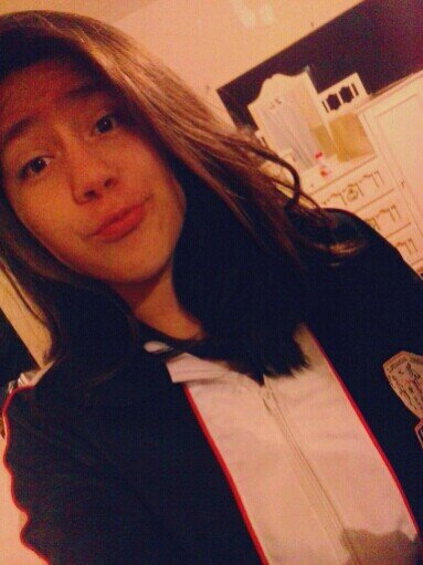 she is confident ohh no no ohh no no i'am BELIEBER:3 Bitch pleasec: