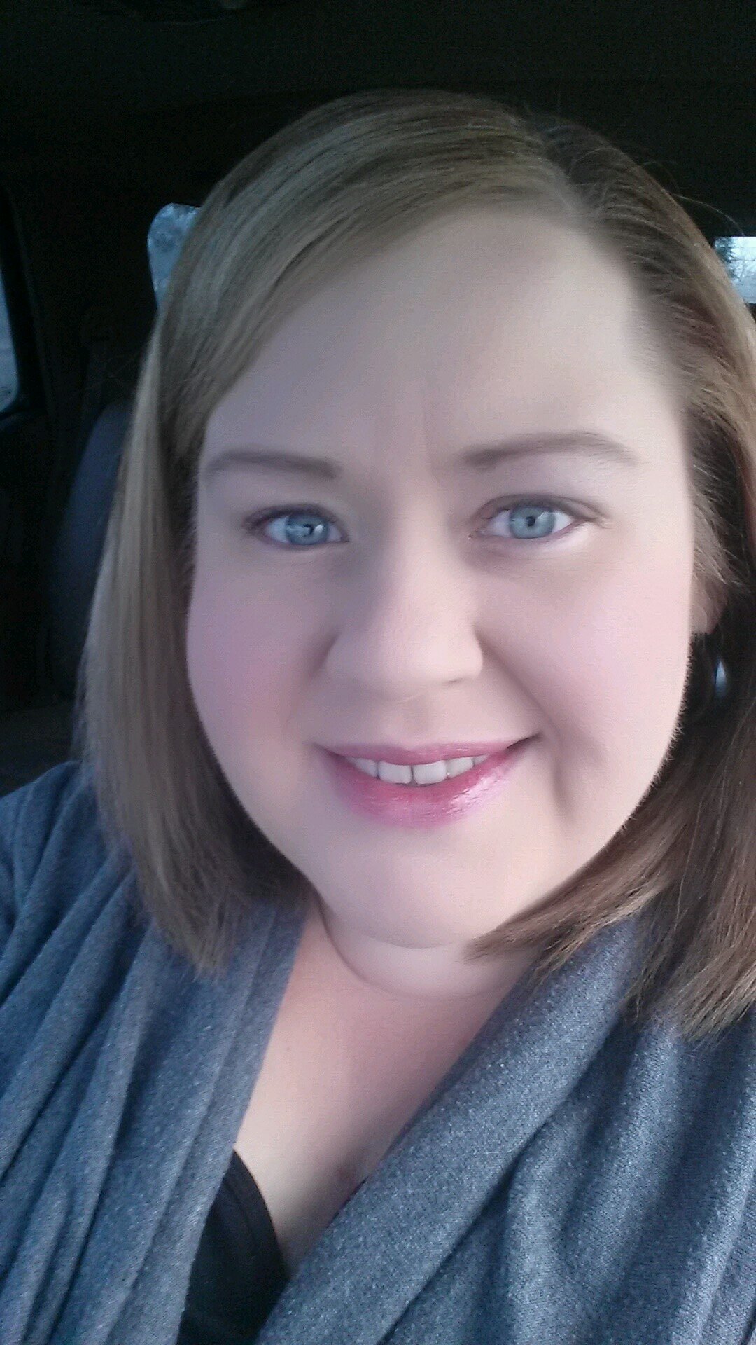 English&History College Instructor who believes in God & His Son, my Savior, Jesus. Faith is my Haven. Nature is my Sanctuary. Life is my Journey. XOXO LOVE!