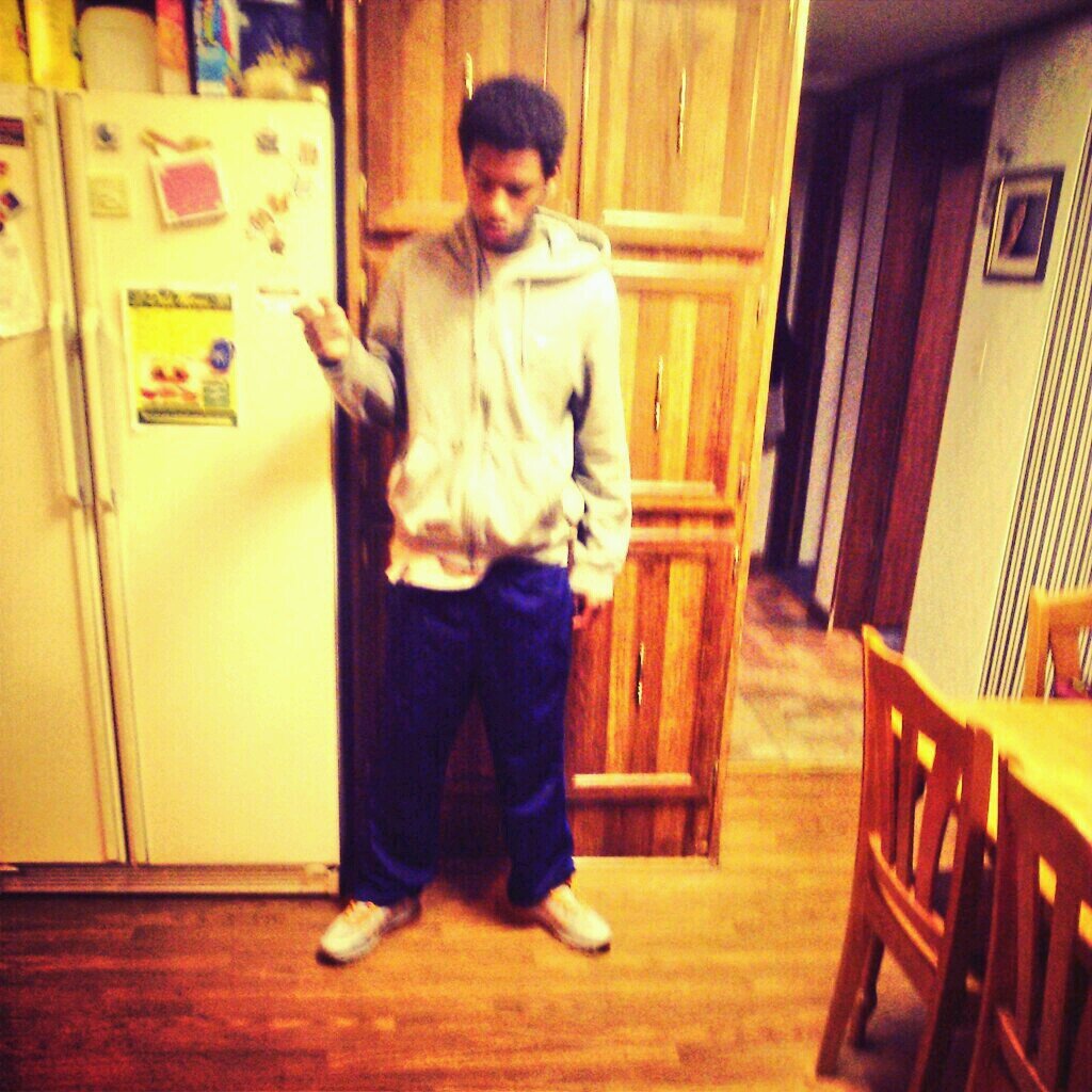 Hmu on kik antwon490 and.fb Antwon Adams
