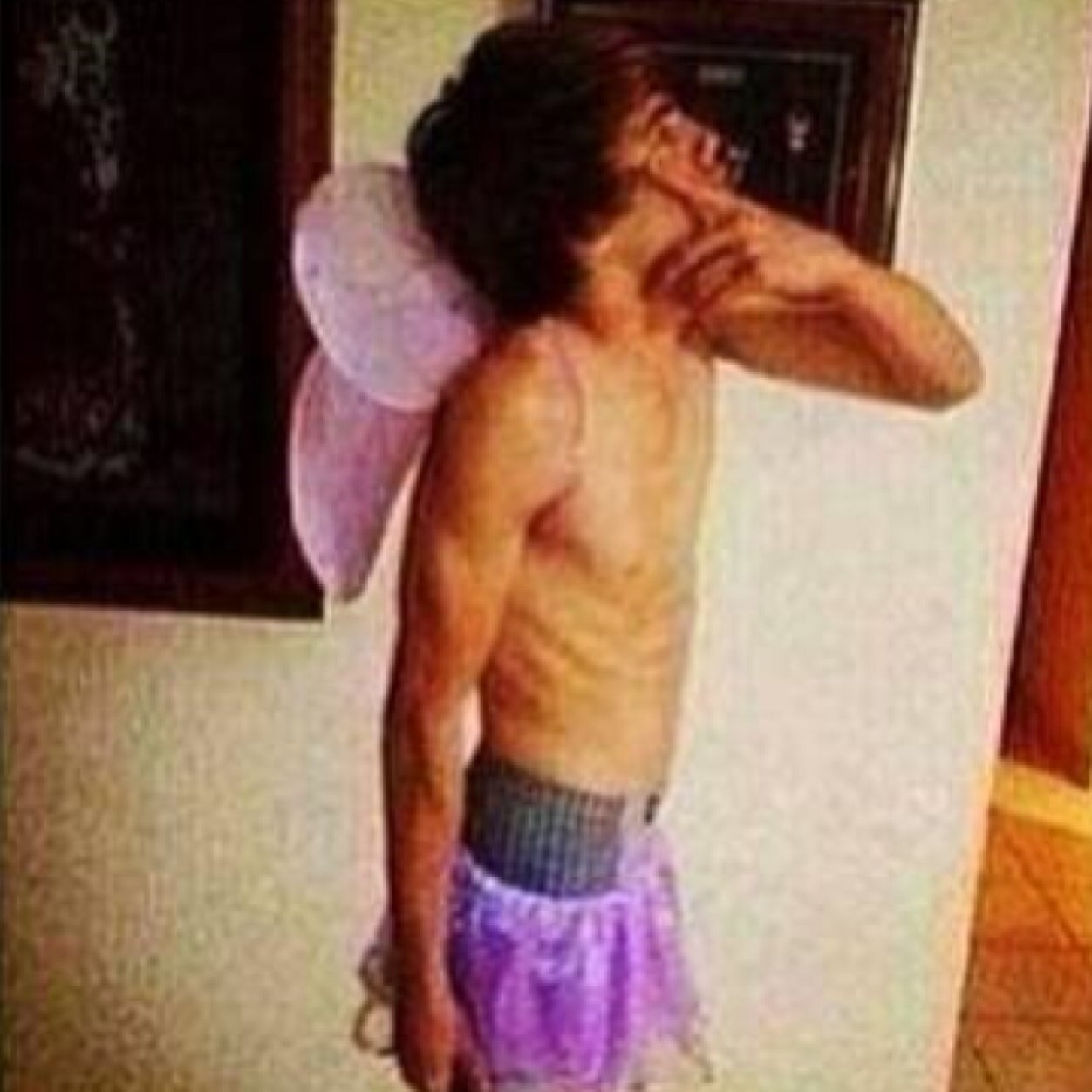 2 glam 2 give a damn⭐️ one direction and lohanthony are my world⭐️ follow my other account @lohanthony_1D !