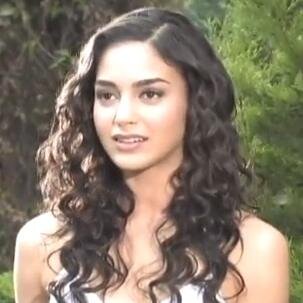 Soy Olvido Perez en la telenovela Siempre Tuya...Acapulco, de lunes a viernes 8:30pm por Azteca 13. Personaje interpretado por @MelissaBarreraM