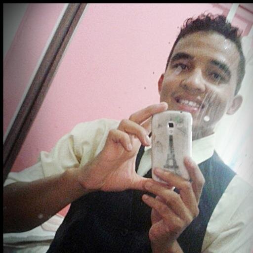 Skype: danilo.ribeiro6455 add meninas e tenho webcam!