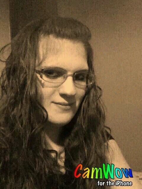 hey im stacey, im from east liverpool oh, i live in east end i love country n mud, i have a baby on the way in july!