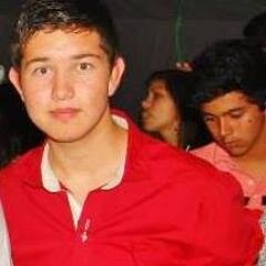 97LucasGonzalez's profile picture. ♥Un día dejé caer una lágrima en el océano. El día que la encuentre será el día que deje de quererte.♥:D