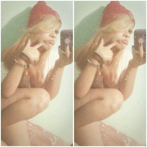 pessos simplismente...
simples..¿♥♡♥