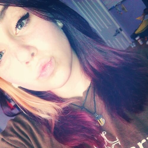 portela_nicole Profile Picture