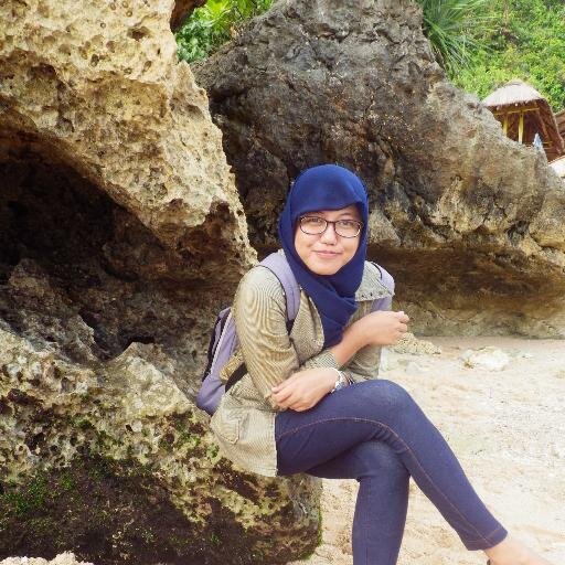 Jujur itu lebih baik. Kebahagiaan ortu itu salah satu yang utama, berusaha, berdoa dan yakin.