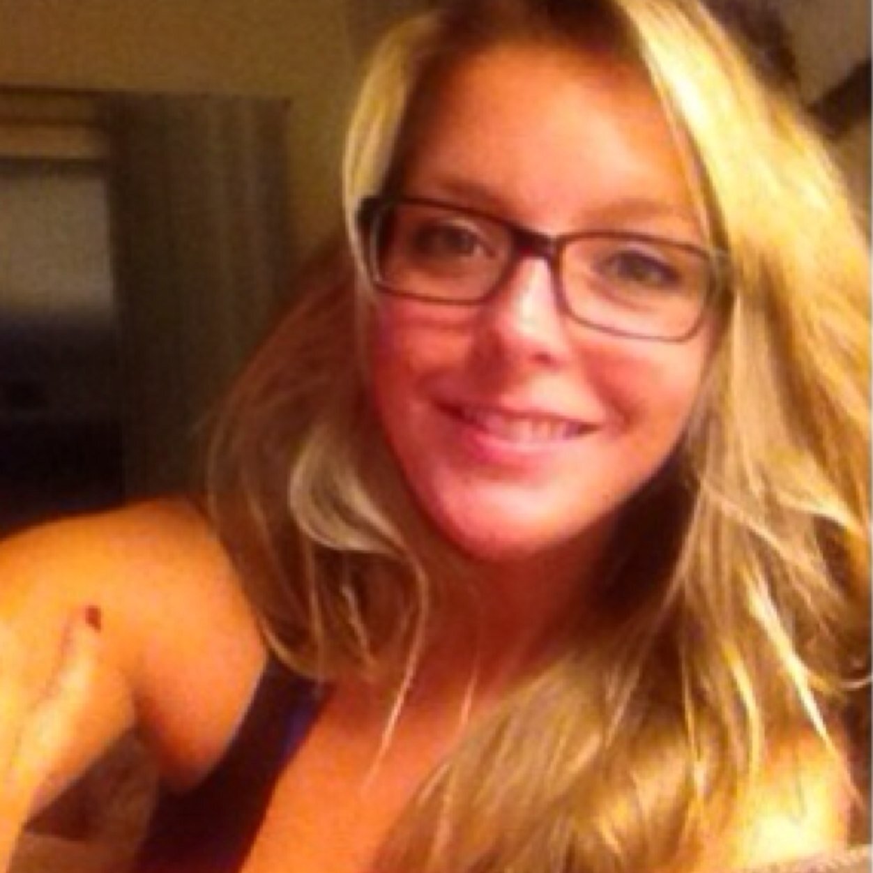 CLSchneids's profile picture. A marketing/PR professional, coffee addict, Redskins and Cubs faithful, trail runner, obsessed with my dog. NY | CO