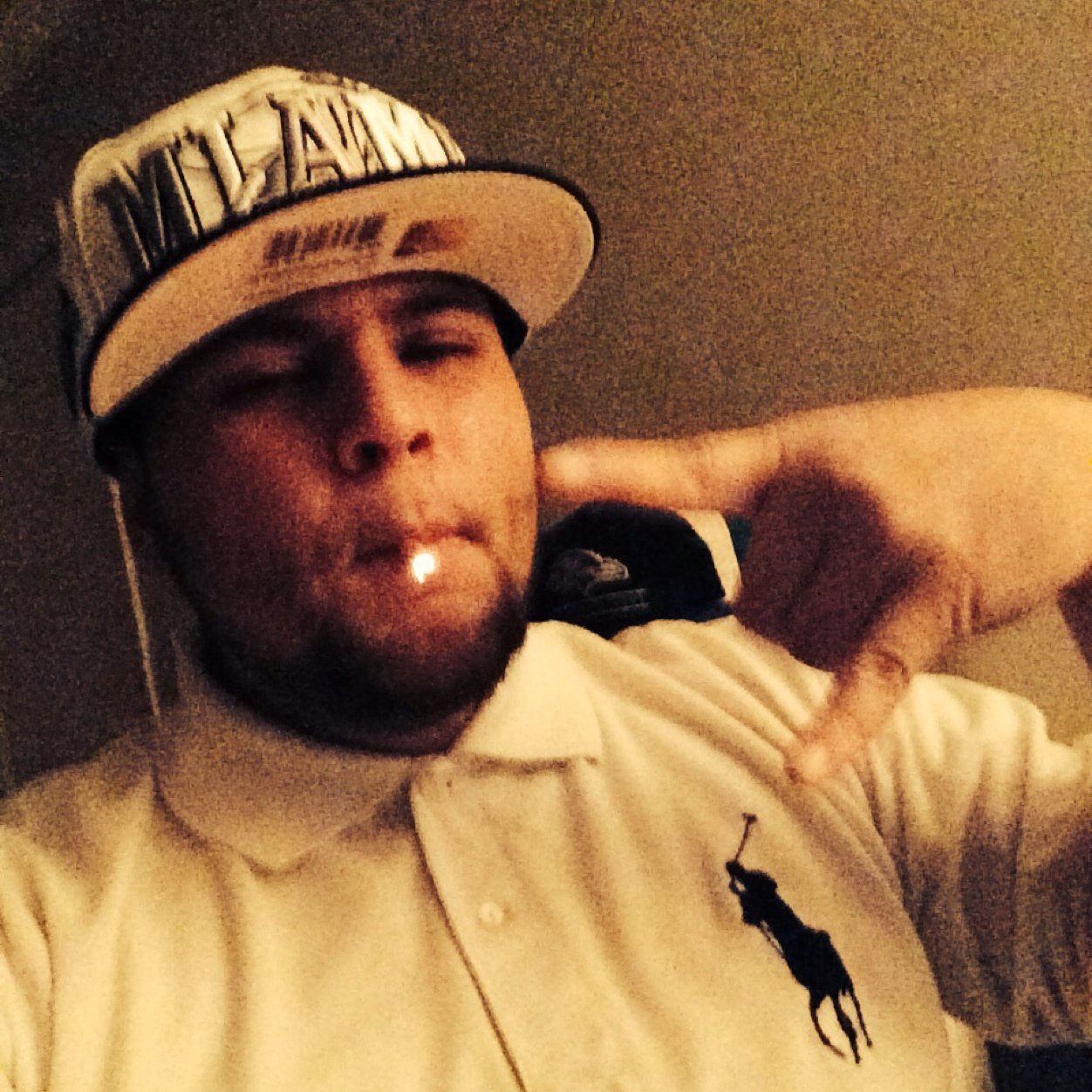 I Dont Gang Bang but ima keep it G till the End!!! #305TillIDie #FamOne #HeatGang #GymLife #TeamPanamanian #TeamLibra IG: DatPanamanianDude 305---615